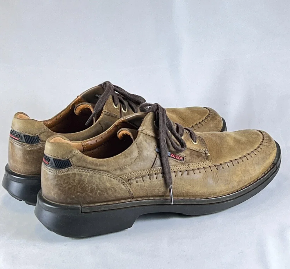 ECCO Comfort Shoes Men's Size 12 Brown Lace Up Low Top Round Toe Block Heel